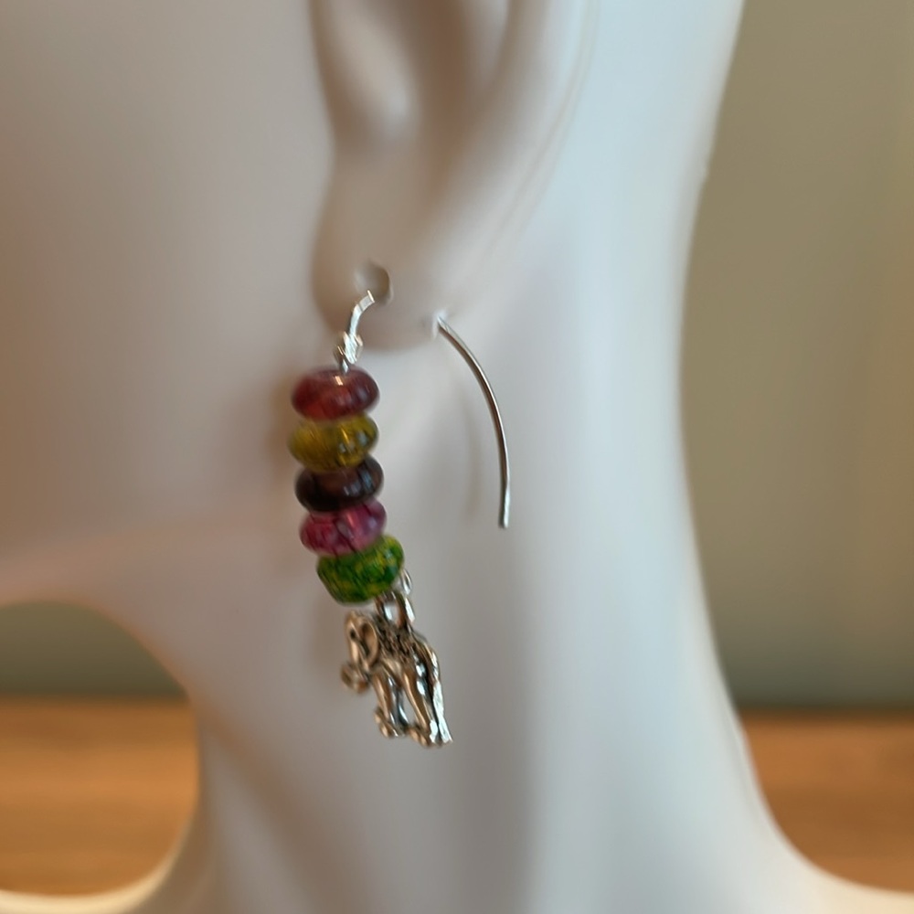 HAND CRAFTED ELEPHANT BOHO PIERCED EARRINGS Multicolored Rainbow - Picture 3 of 10